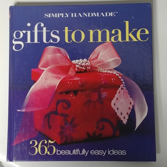 Better Homes And Gardens Other - Book "SIMPLY HANDMADE gifts to make"
